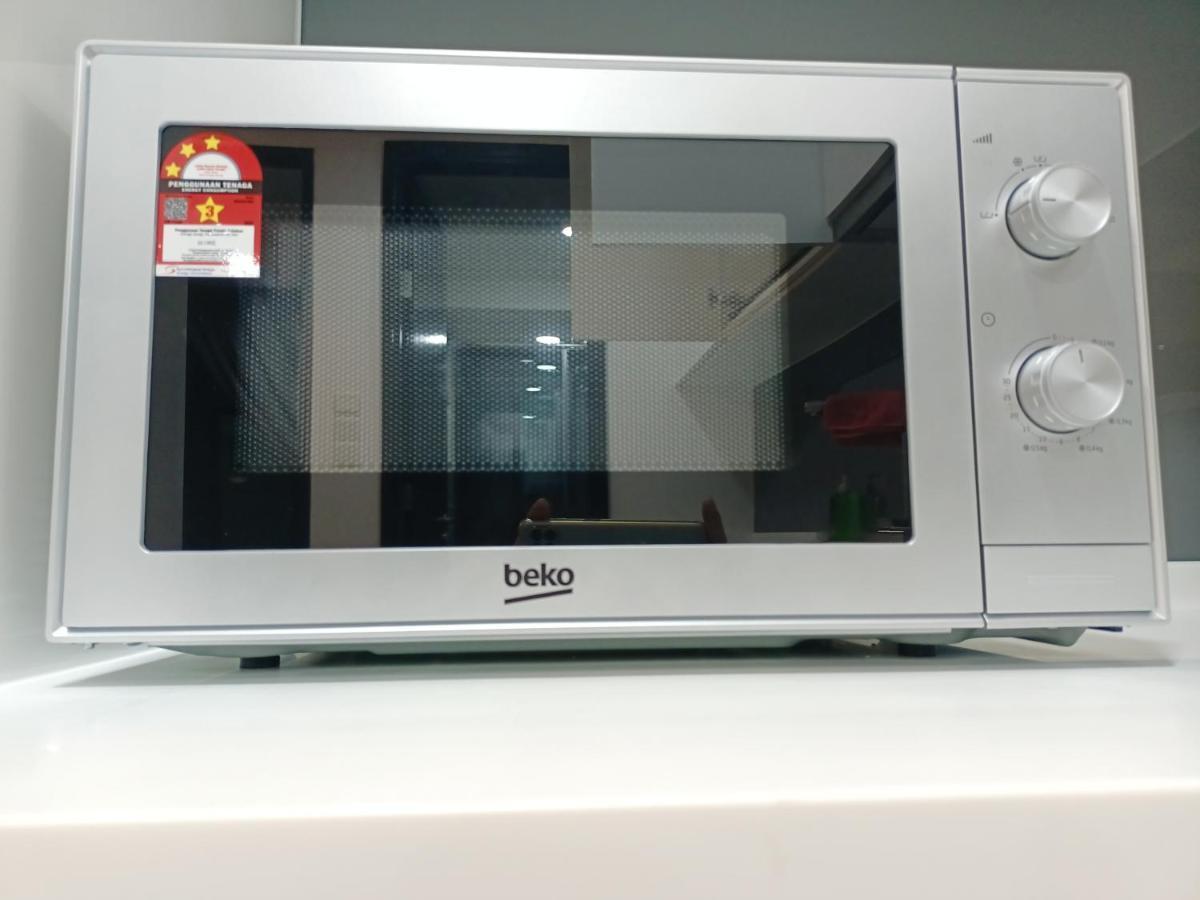 C1113 Almas Suites Galaxy Space Netflix By Stay นุสาจายา ภายนอก รูปภาพ
